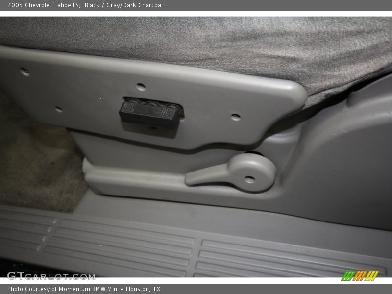 Black / Gray/Dark Charcoal 2005 Chevrolet Tahoe LS