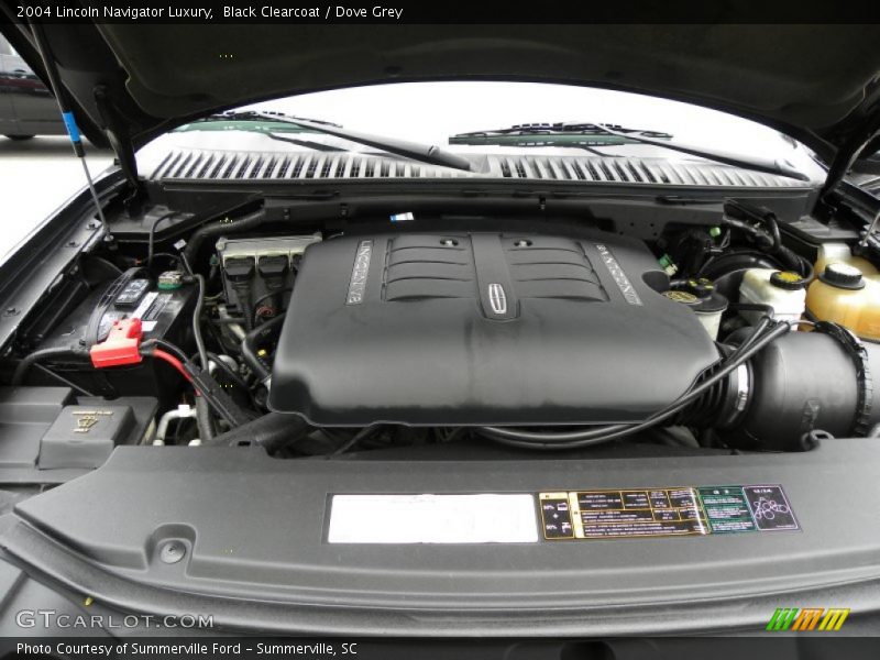 Black Clearcoat / Dove Grey 2004 Lincoln Navigator Luxury