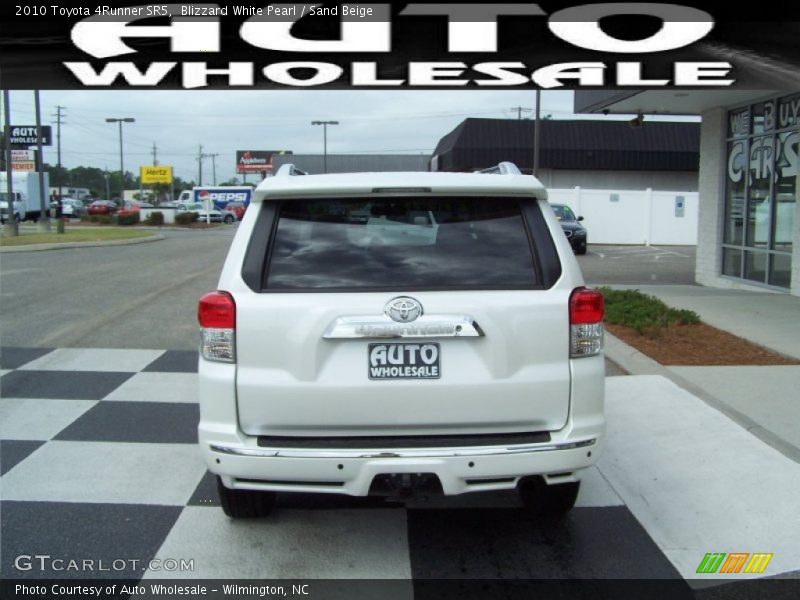 Blizzard White Pearl / Sand Beige 2010 Toyota 4Runner SR5