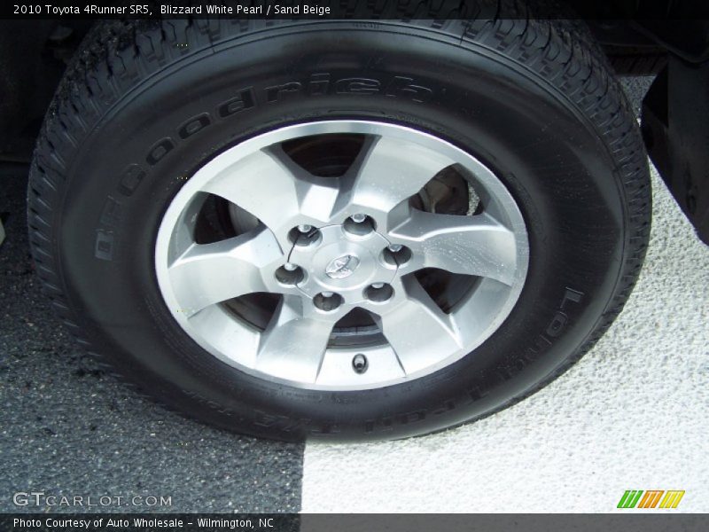 Blizzard White Pearl / Sand Beige 2010 Toyota 4Runner SR5