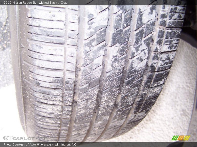 Wicked Black / Gray 2010 Nissan Rogue SL