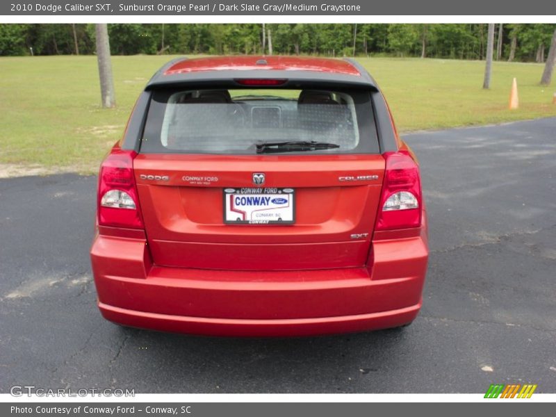 Sunburst Orange Pearl / Dark Slate Gray/Medium Graystone 2010 Dodge Caliber SXT