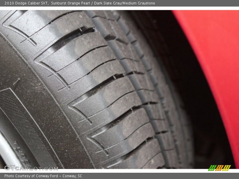 Sunburst Orange Pearl / Dark Slate Gray/Medium Graystone 2010 Dodge Caliber SXT