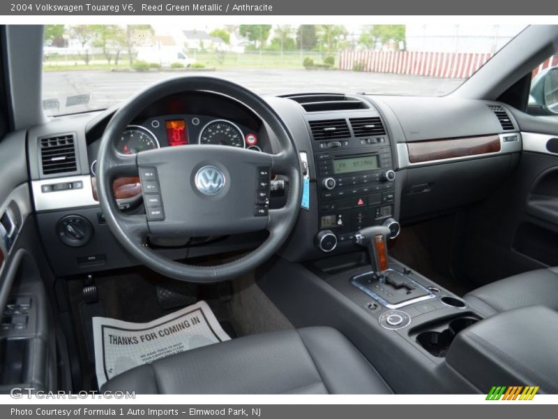 Reed Green Metallic / Anthracite 2004 Volkswagen Touareg V6