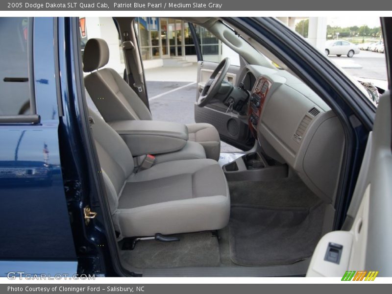 Patriot Blue Pearl / Medium Slate Gray 2005 Dodge Dakota SLT Quad Cab