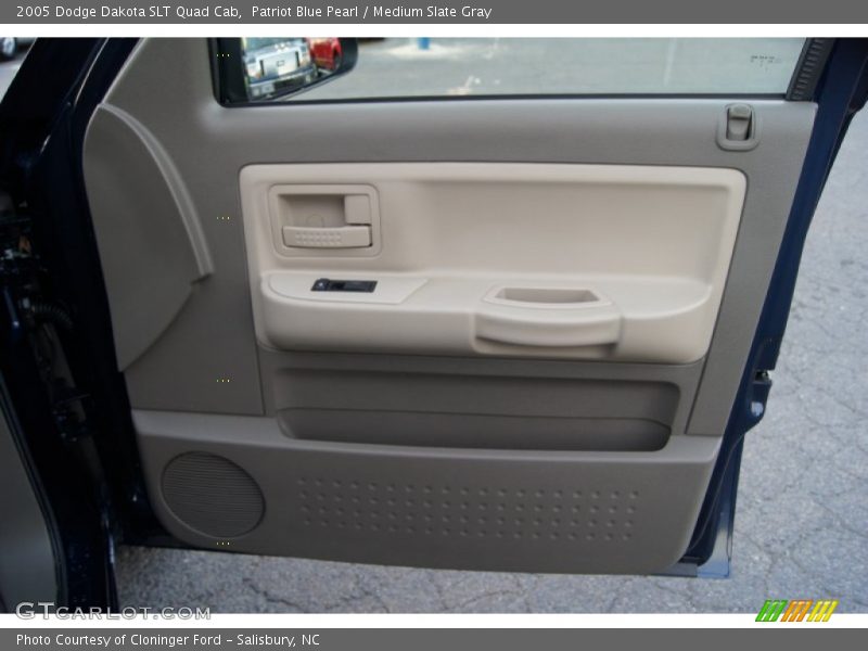 Patriot Blue Pearl / Medium Slate Gray 2005 Dodge Dakota SLT Quad Cab