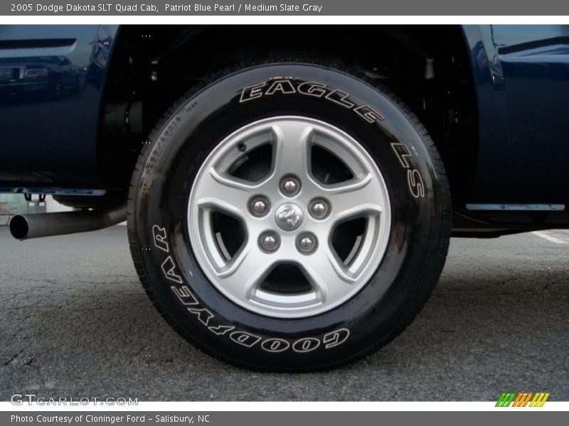 Patriot Blue Pearl / Medium Slate Gray 2005 Dodge Dakota SLT Quad Cab