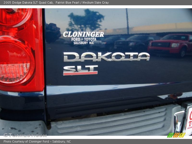 Patriot Blue Pearl / Medium Slate Gray 2005 Dodge Dakota SLT Quad Cab