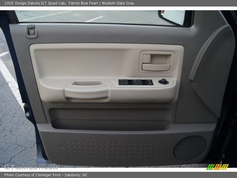Patriot Blue Pearl / Medium Slate Gray 2005 Dodge Dakota SLT Quad Cab