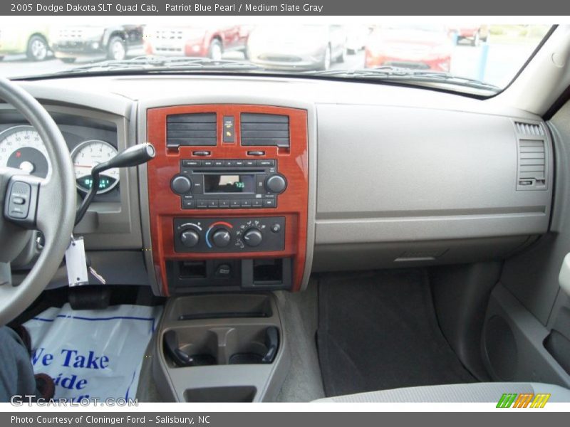 Patriot Blue Pearl / Medium Slate Gray 2005 Dodge Dakota SLT Quad Cab