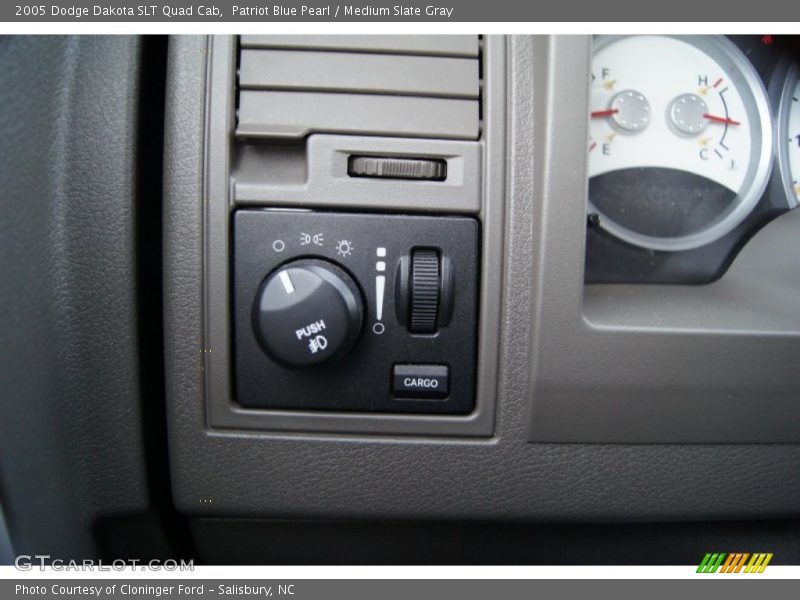 Patriot Blue Pearl / Medium Slate Gray 2005 Dodge Dakota SLT Quad Cab