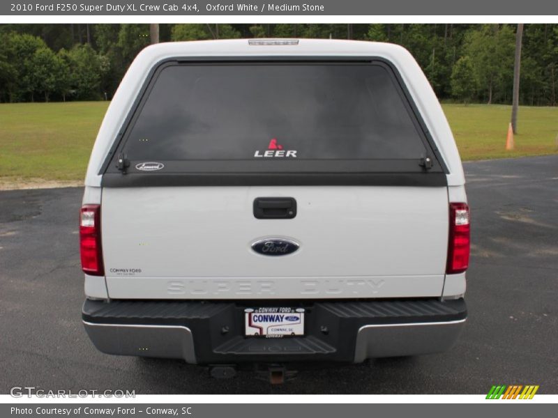 Oxford White / Medium Stone 2010 Ford F250 Super Duty XL Crew Cab 4x4