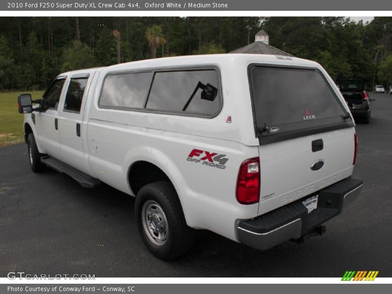 Oxford White / Medium Stone 2010 Ford F250 Super Duty XL Crew Cab 4x4