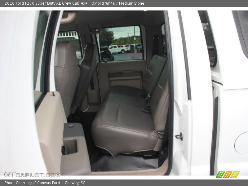 Oxford White / Medium Stone 2010 Ford F250 Super Duty XL Crew Cab 4x4
