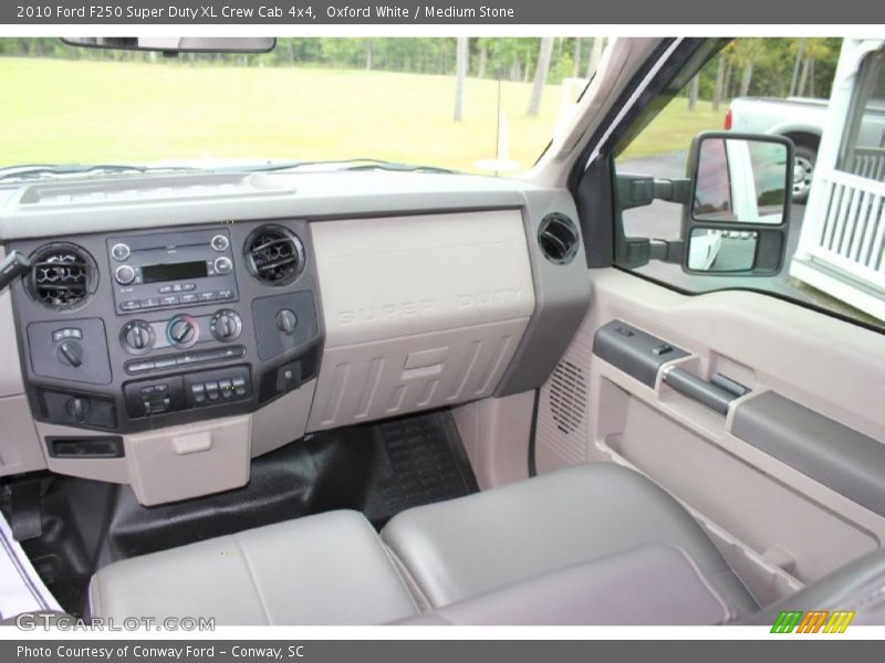 Oxford White / Medium Stone 2010 Ford F250 Super Duty XL Crew Cab 4x4