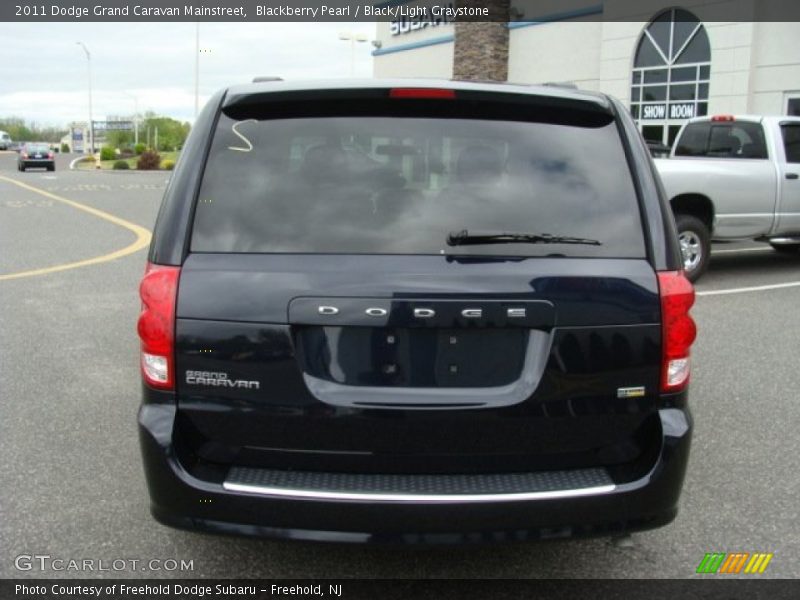 Blackberry Pearl / Black/Light Graystone 2011 Dodge Grand Caravan Mainstreet