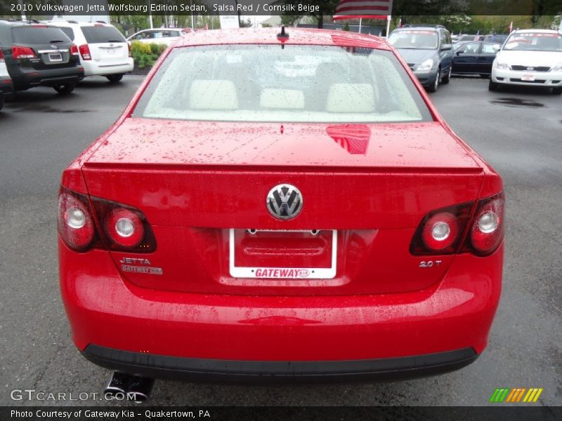 Salsa Red / Cornsilk Beige 2010 Volkswagen Jetta Wolfsburg Edition Sedan