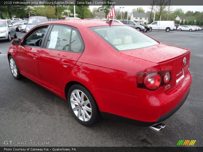 Salsa Red / Cornsilk Beige 2010 Volkswagen Jetta Wolfsburg Edition Sedan