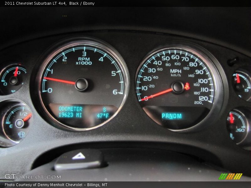 Black / Ebony 2011 Chevrolet Suburban LT 4x4
