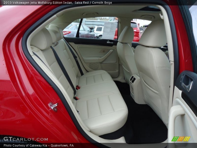 Salsa Red / Cornsilk Beige 2010 Volkswagen Jetta Wolfsburg Edition Sedan