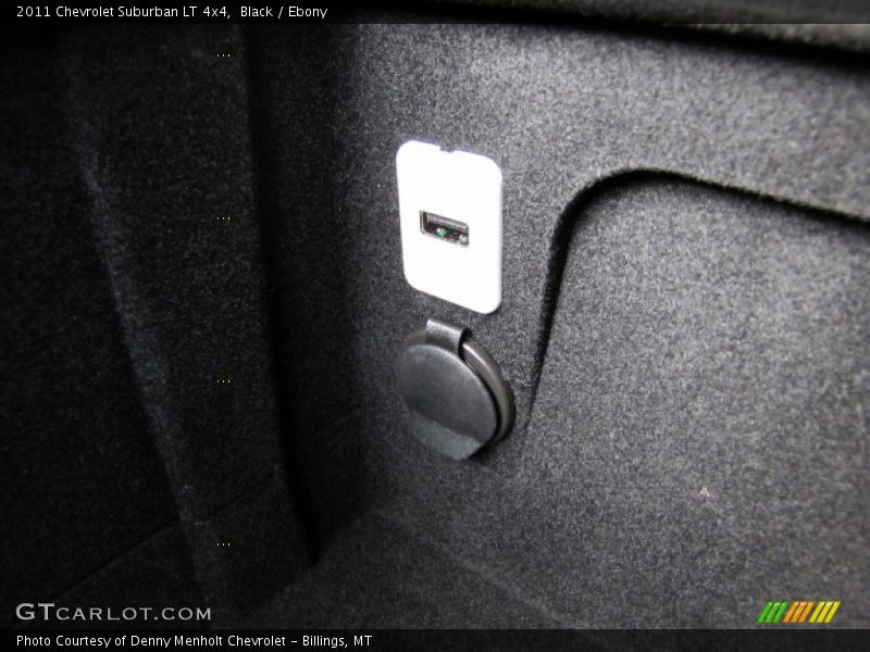 Black / Ebony 2011 Chevrolet Suburban LT 4x4