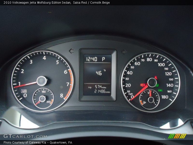 Salsa Red / Cornsilk Beige 2010 Volkswagen Jetta Wolfsburg Edition Sedan