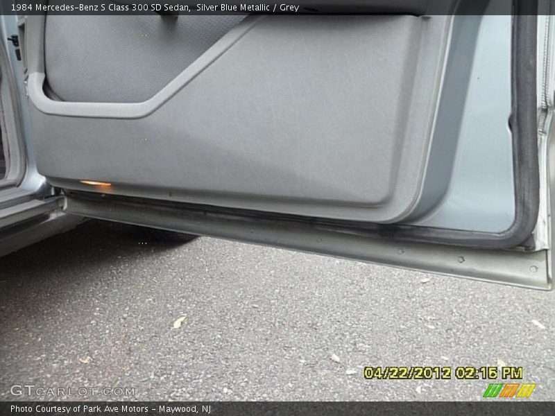 Silver Blue Metallic / Grey 1984 Mercedes-Benz S Class 300 SD Sedan