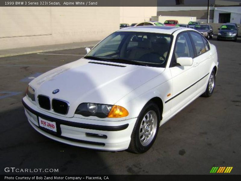 Alpine White / Sand 1999 BMW 3 Series 323i Sedan