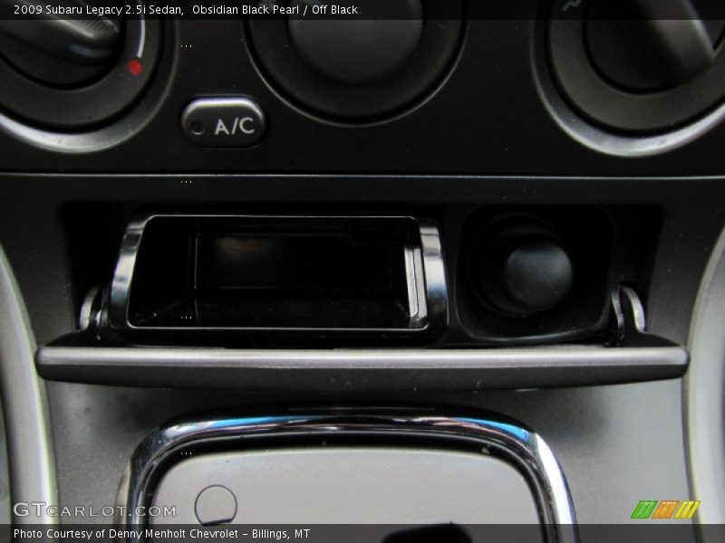 Obsidian Black Pearl / Off Black 2009 Subaru Legacy 2.5i Sedan