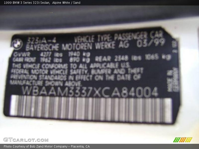 Alpine White / Sand 1999 BMW 3 Series 323i Sedan