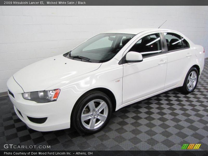Wicked White Satin / Black 2009 Mitsubishi Lancer ES