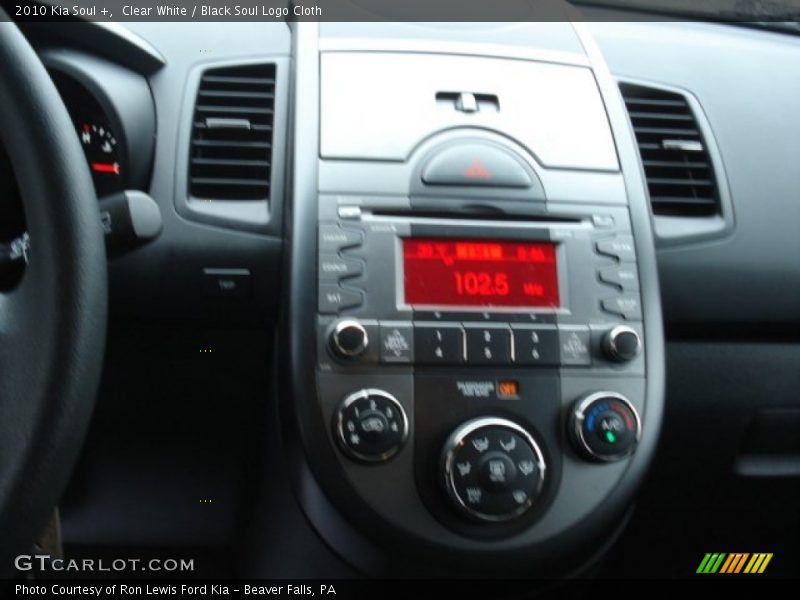 Clear White / Black Soul Logo Cloth 2010 Kia Soul +