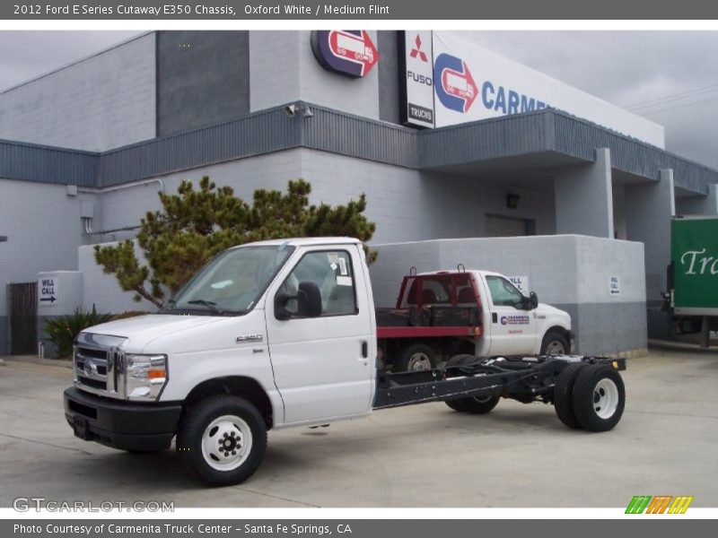 Oxford White / Medium Flint 2012 Ford E Series Cutaway E350 Chassis