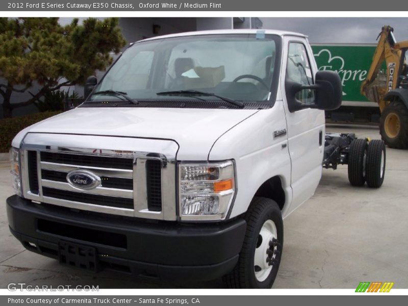 Oxford White / Medium Flint 2012 Ford E Series Cutaway E350 Chassis