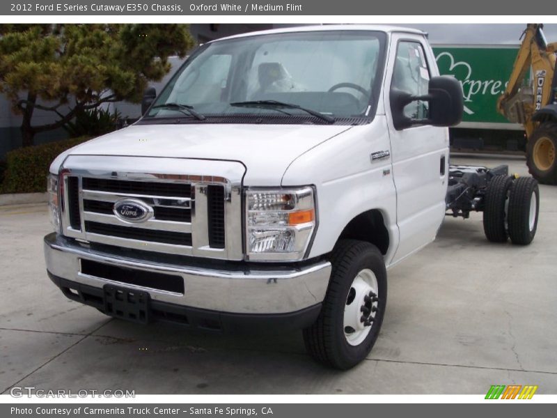 Oxford White / Medium Flint 2012 Ford E Series Cutaway E350 Chassis