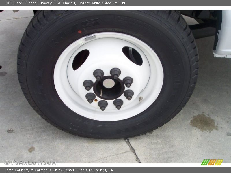 Oxford White / Medium Flint 2012 Ford E Series Cutaway E350 Chassis