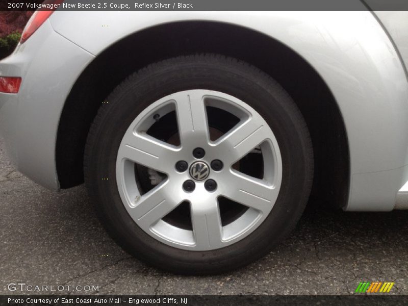 Reflex Silver / Black 2007 Volkswagen New Beetle 2.5 Coupe