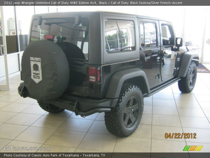 Black / Call of Duty: Black Sedosa/Silver French-Accent 2012 Jeep Wrangler Unlimited Call of Duty: MW3 Edition 4x4