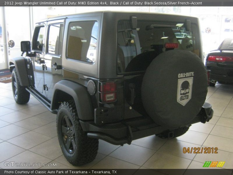 Black / Call of Duty: Black Sedosa/Silver French-Accent 2012 Jeep Wrangler Unlimited Call of Duty: MW3 Edition 4x4