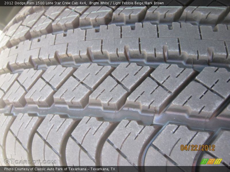 Bright White / Light Pebble Beige/Bark Brown 2012 Dodge Ram 1500 Lone Star Crew Cab 4x4