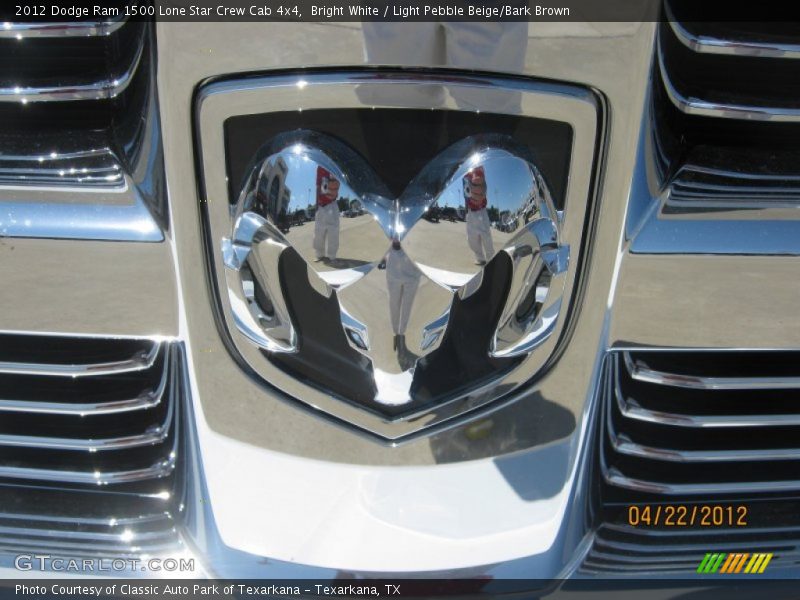 Bright White / Light Pebble Beige/Bark Brown 2012 Dodge Ram 1500 Lone Star Crew Cab 4x4