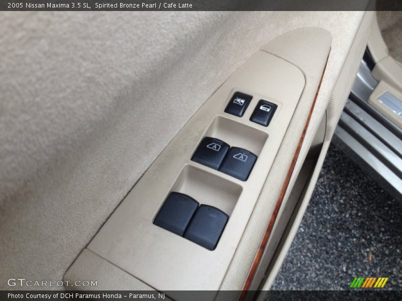 Spirited Bronze Pearl / Cafe Latte 2005 Nissan Maxima 3.5 SL