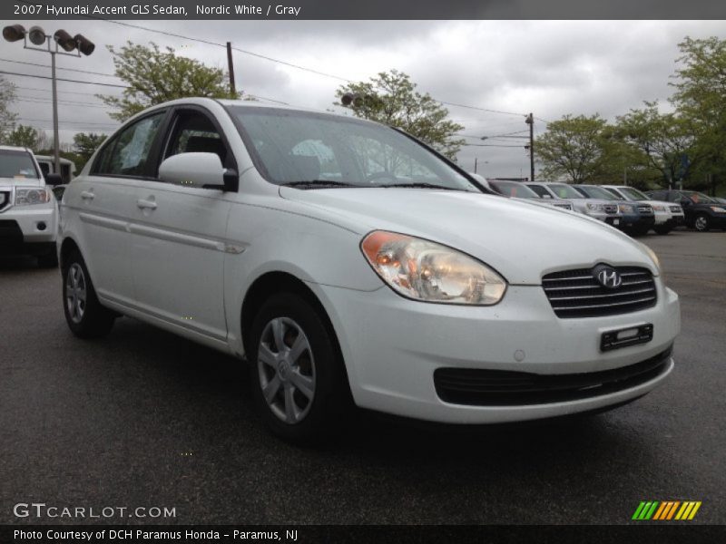 Nordic White / Gray 2007 Hyundai Accent GLS Sedan