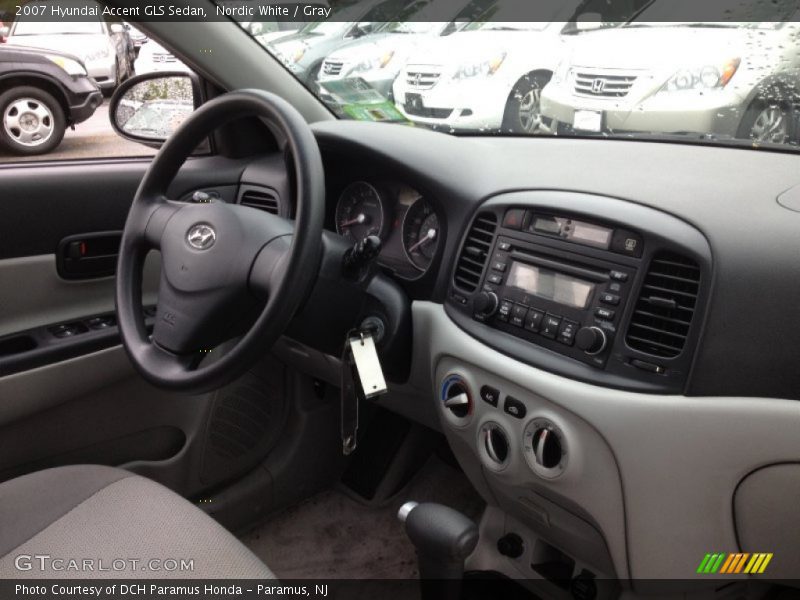 Nordic White / Gray 2007 Hyundai Accent GLS Sedan