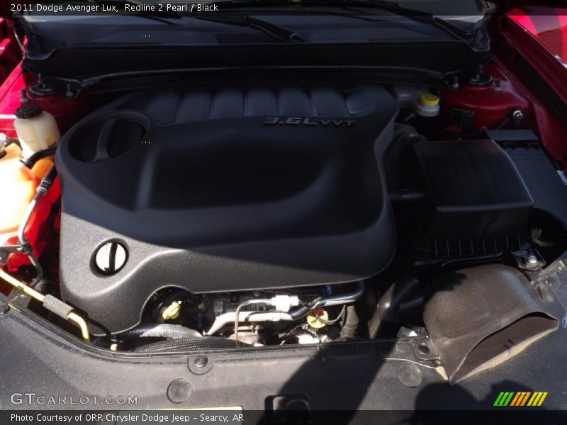 Redline 2 Pearl / Black 2011 Dodge Avenger Lux