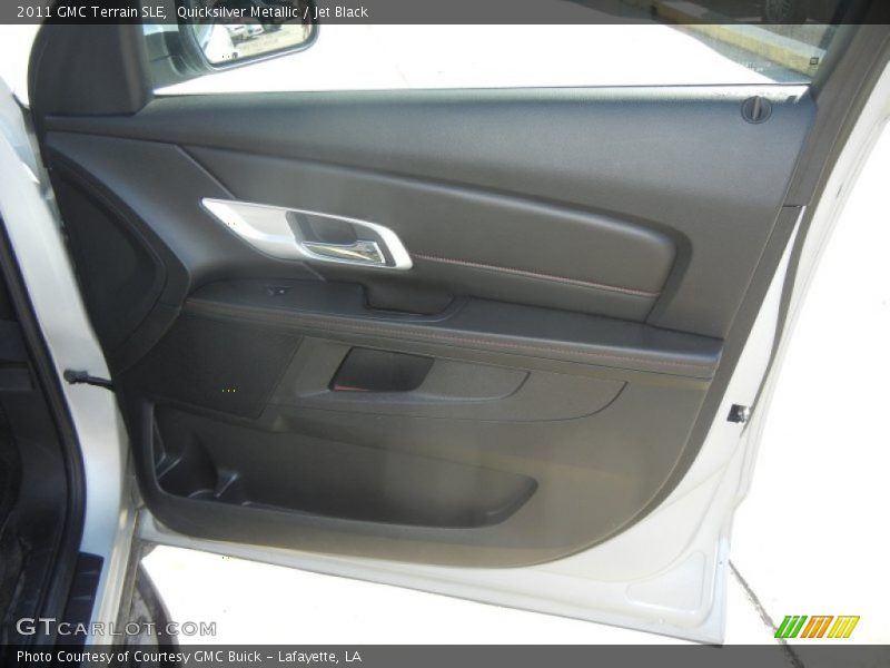 Quicksilver Metallic / Jet Black 2011 GMC Terrain SLE