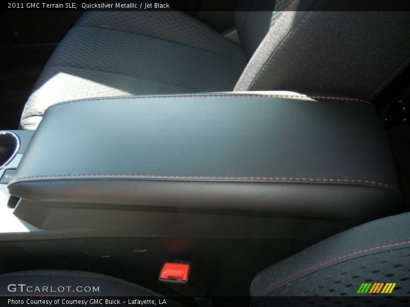 Quicksilver Metallic / Jet Black 2011 GMC Terrain SLE