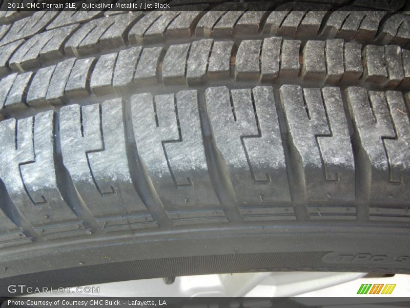 Quicksilver Metallic / Jet Black 2011 GMC Terrain SLE