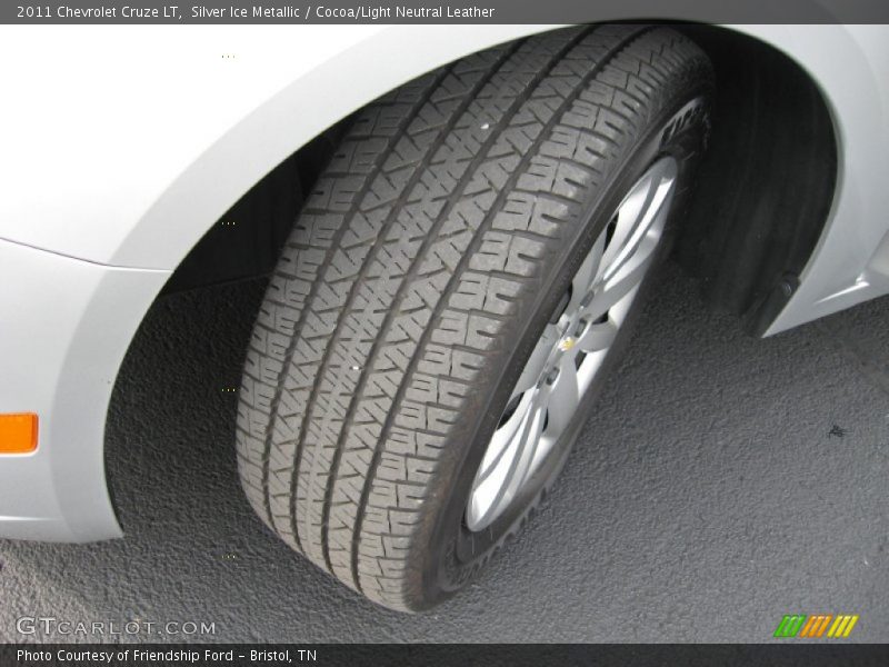 Silver Ice Metallic / Cocoa/Light Neutral Leather 2011 Chevrolet Cruze LT
