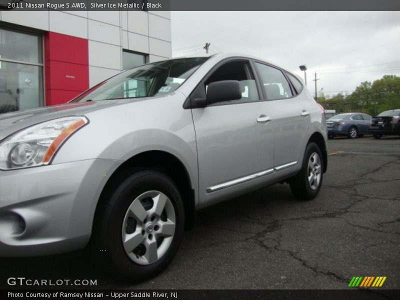 Silver Ice Metallic / Black 2011 Nissan Rogue S AWD